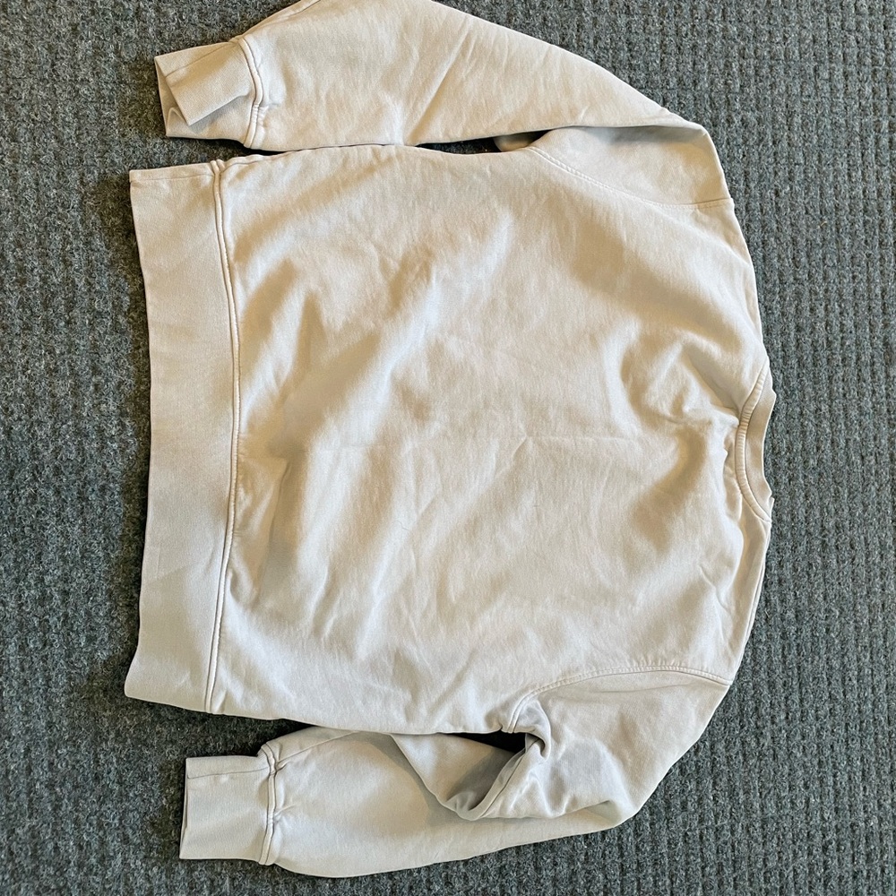 Columbia sweatshirt
